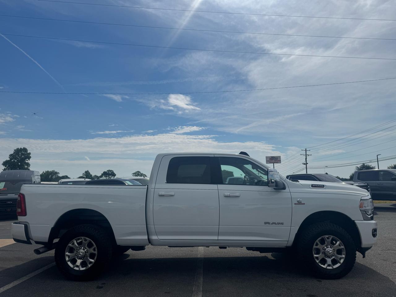 RAM 2500 Laramie Crew Cab SWB 4WD 2024