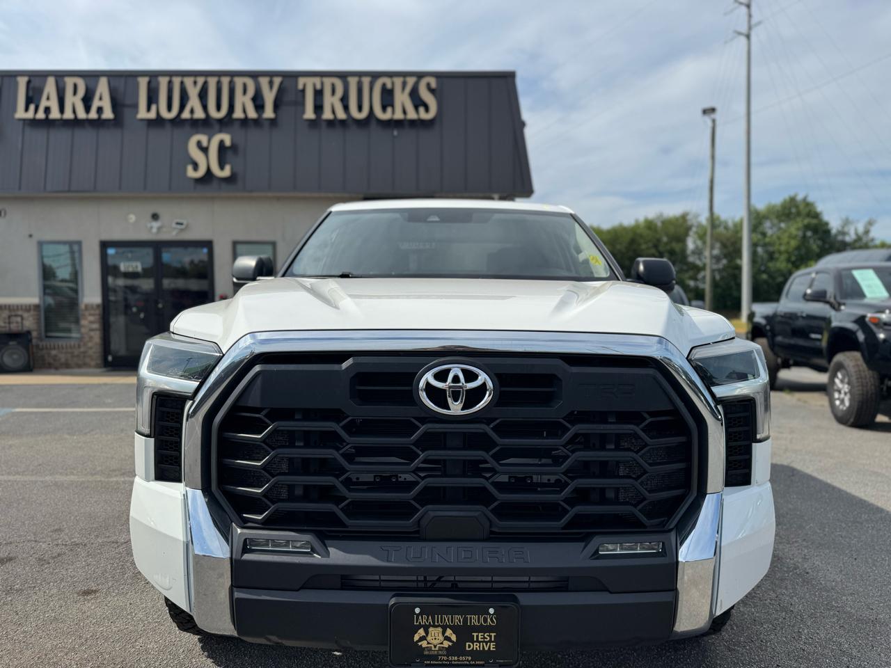 Toyota Tundra SR5 CrewMax 4WD 2022