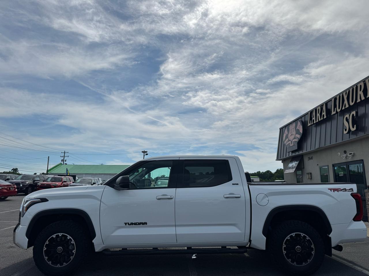 Toyota Tundra SR5 CrewMax 4WD 2022