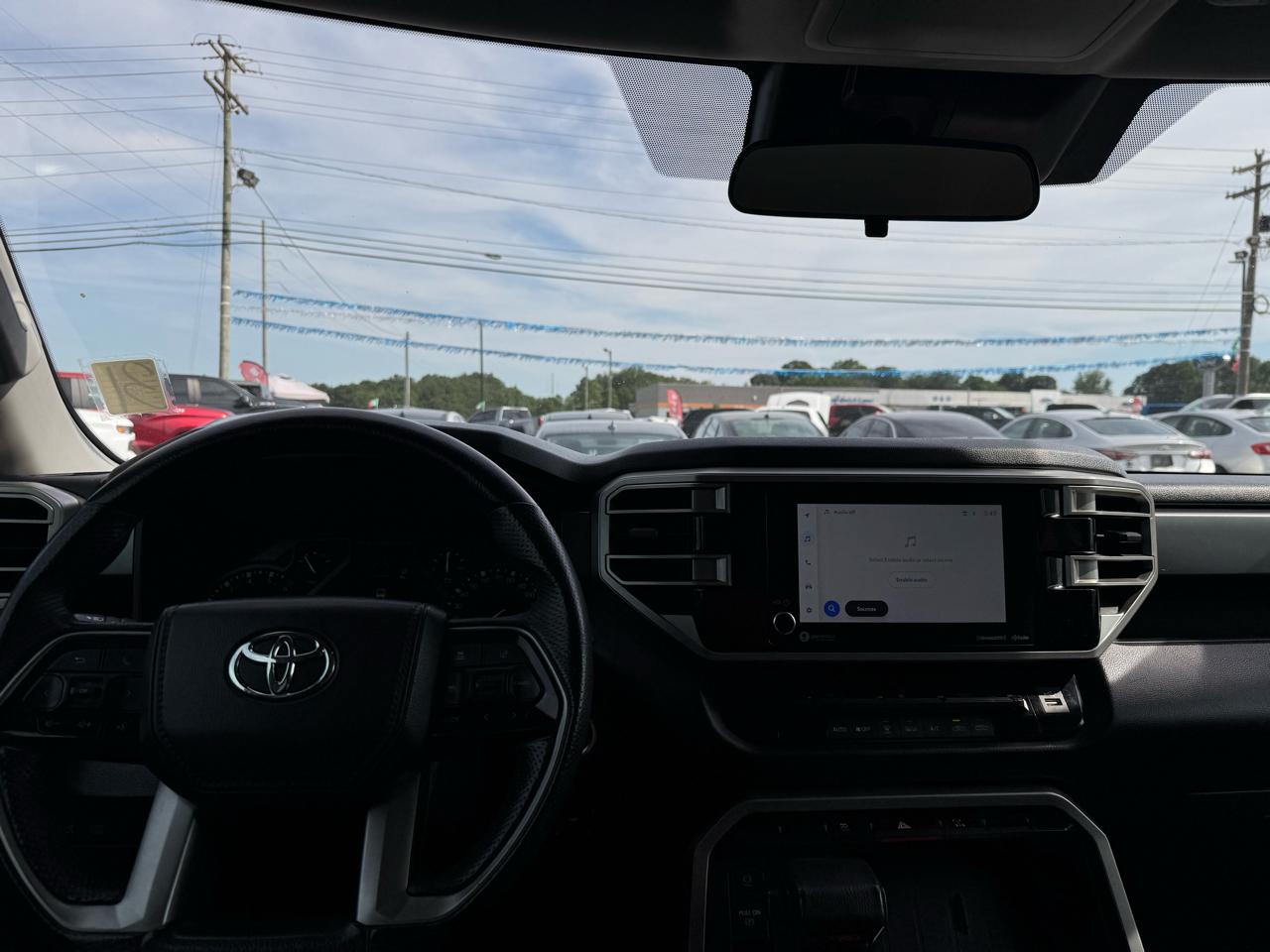 Toyota Tundra SR5 CrewMax 4WD 2022