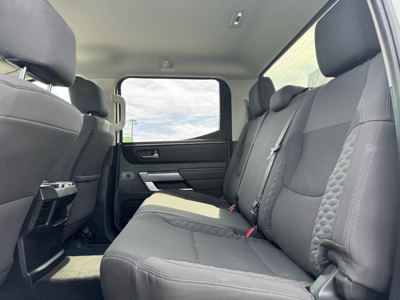 Toyota Tundra SR5 CrewMax 4WD 2022