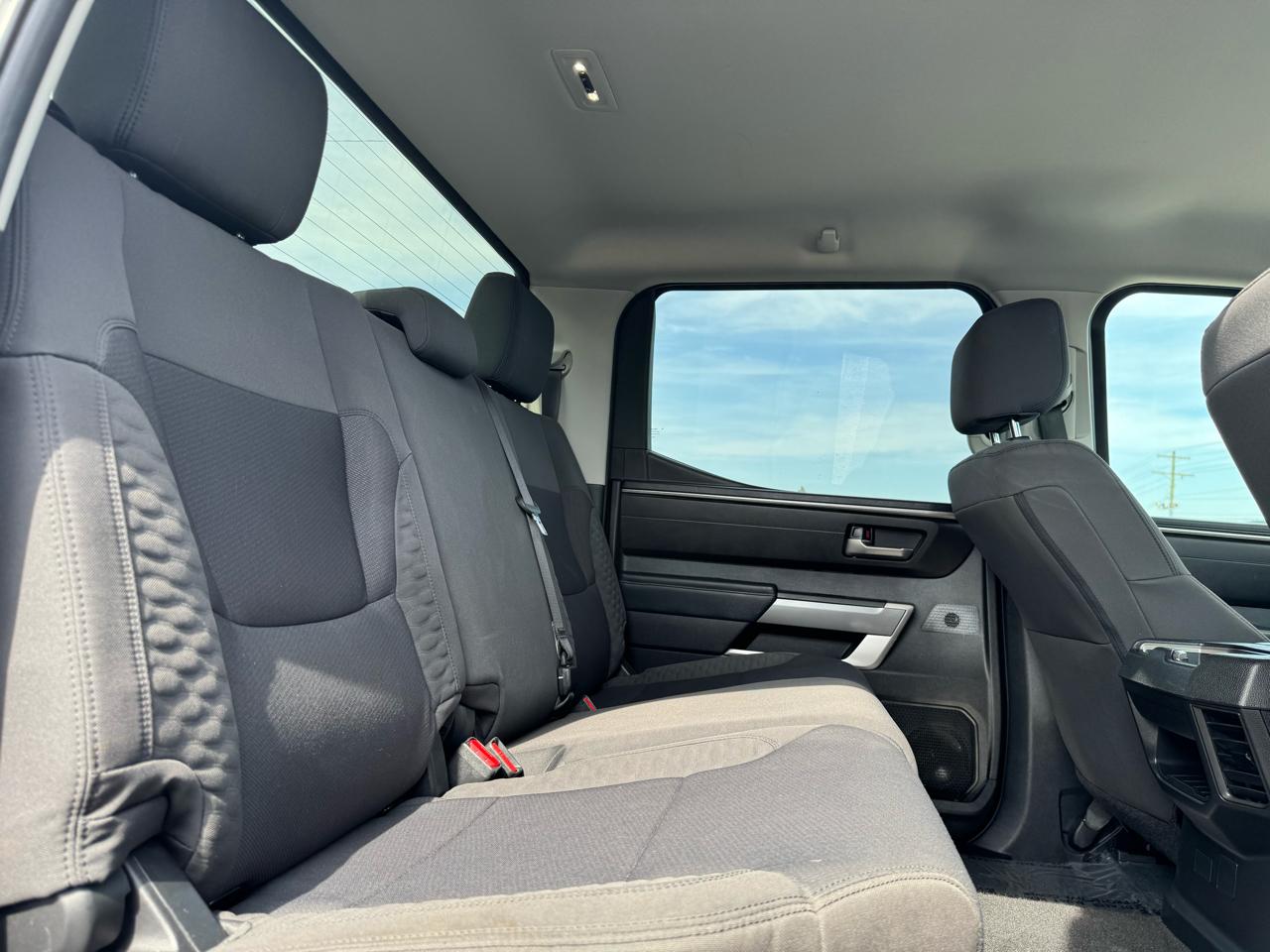 Toyota Tundra SR5 CrewMax 4WD 2022