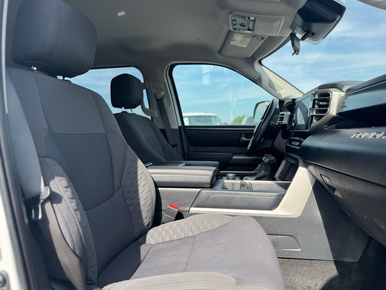 Toyota Tundra SR5 CrewMax 4WD 2022