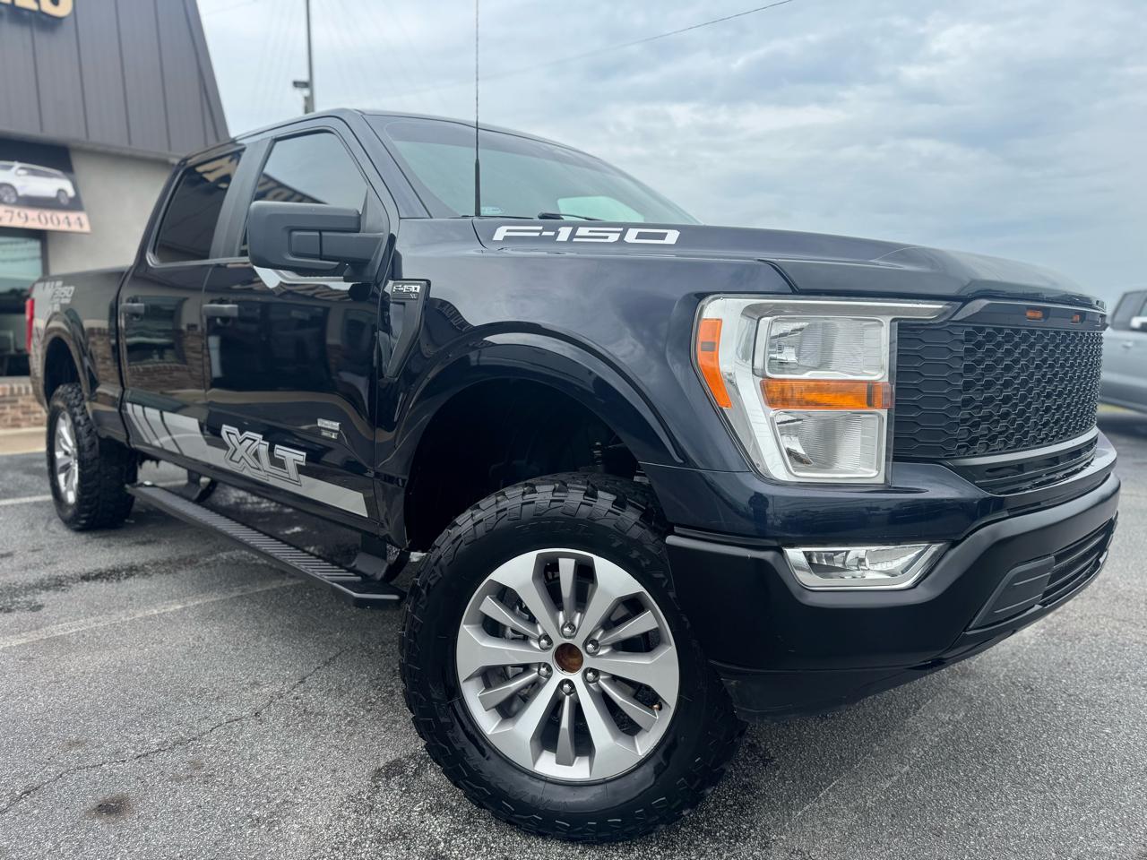 Ford F-150 2WD Supercab 163" XL 2022