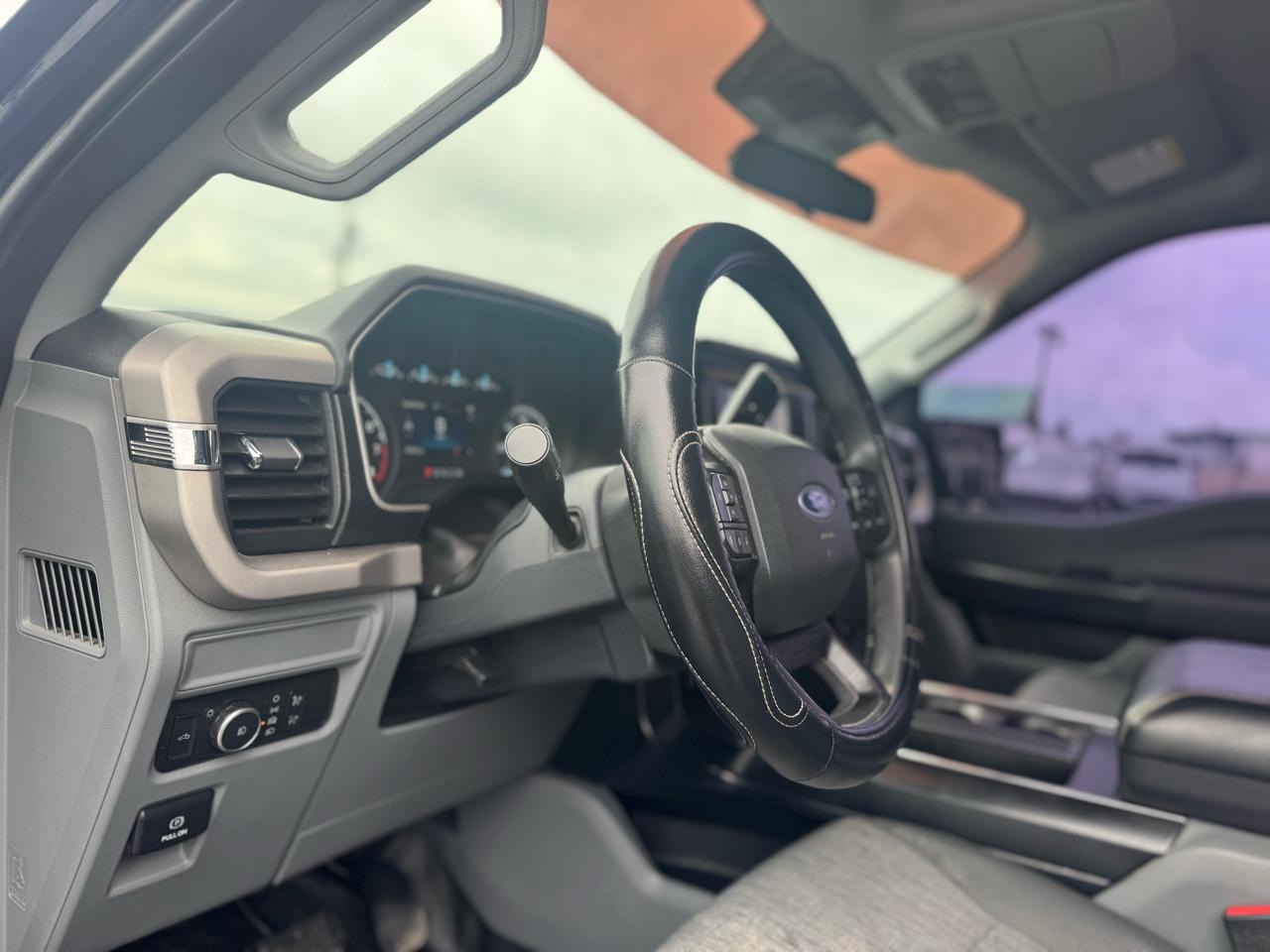 Ford F-150 2WD Supercab 163" XL 2022