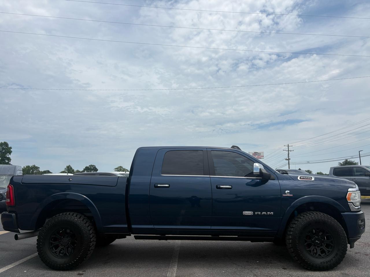 RAM 2500 Longhorn Mega Cab 4WD 2021