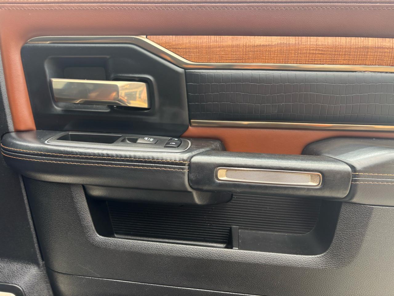 RAM 2500 Longhorn Mega Cab 4WD 2021