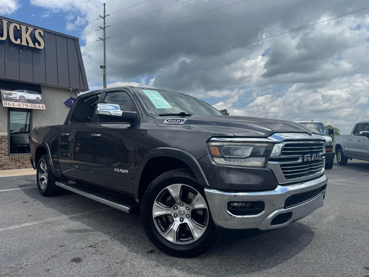 RAM 1500 Laramie Crew Cab SWB 4WD 2021