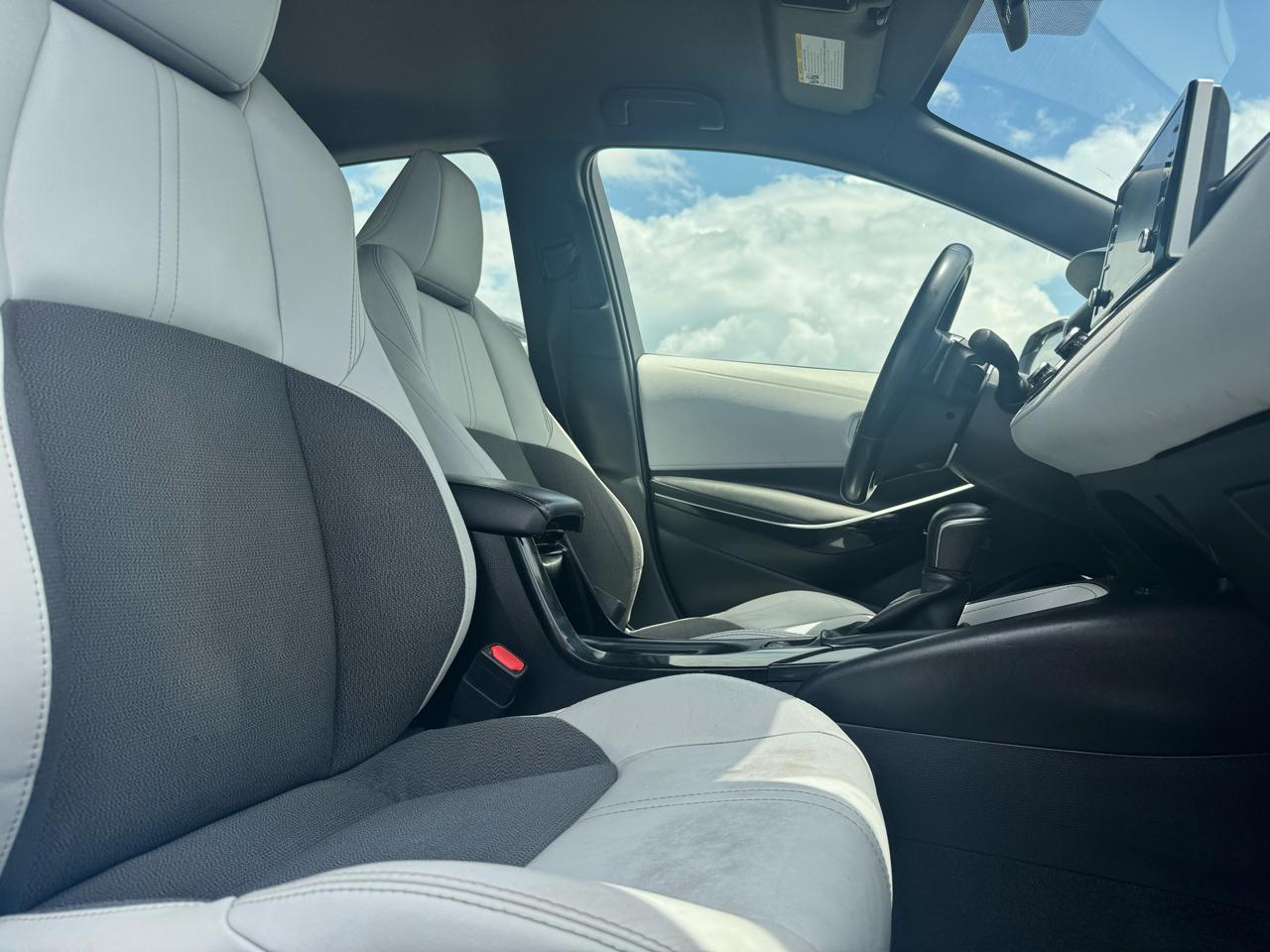 Toyota Corolla XSE Hatchback CVT 2021