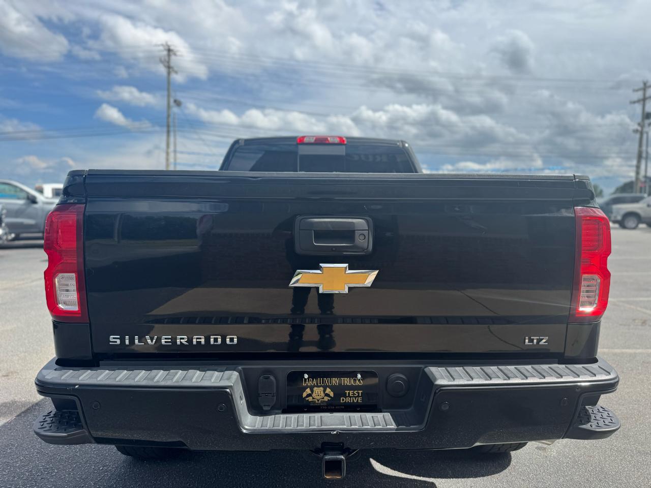 Chevrolet Silverado 1500 4WD Crew Cab 143.5" LTZ 2017