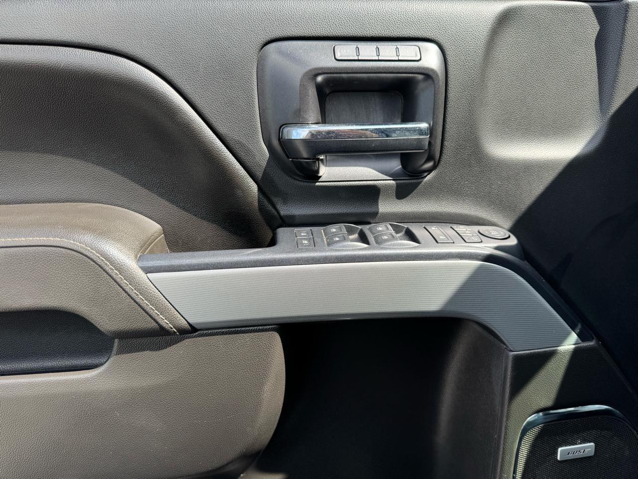 Chevrolet Silverado 1500 4WD Crew Cab 143.5" LTZ 2017