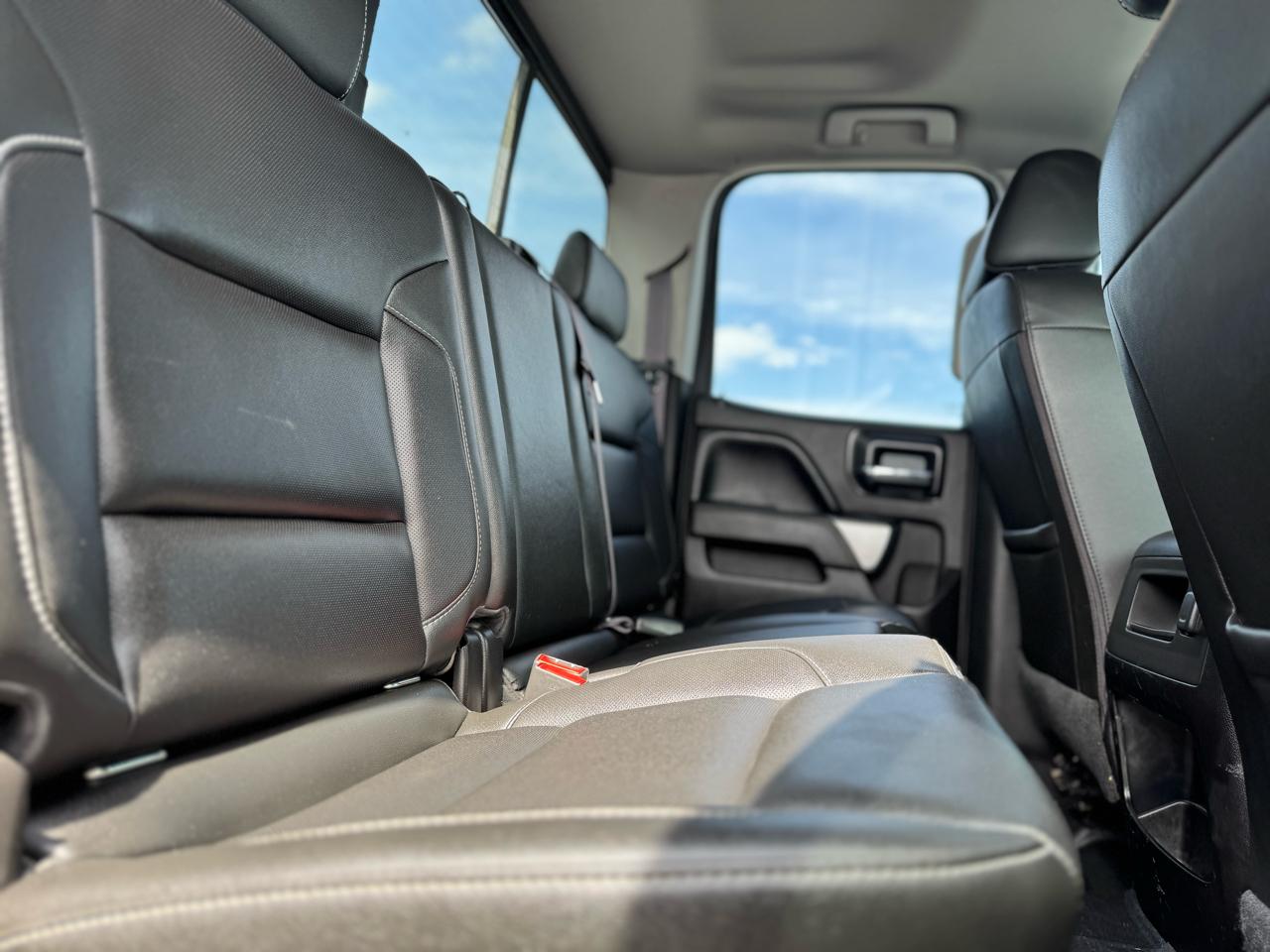 Chevrolet Silverado 1500 4WD Crew Cab 143.5" LTZ 2017