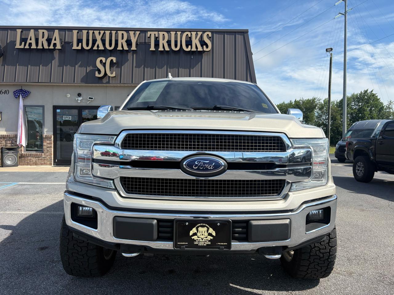 Ford F-150 SuperCrew Crew Cab 139" King Ranch 4WD 2018