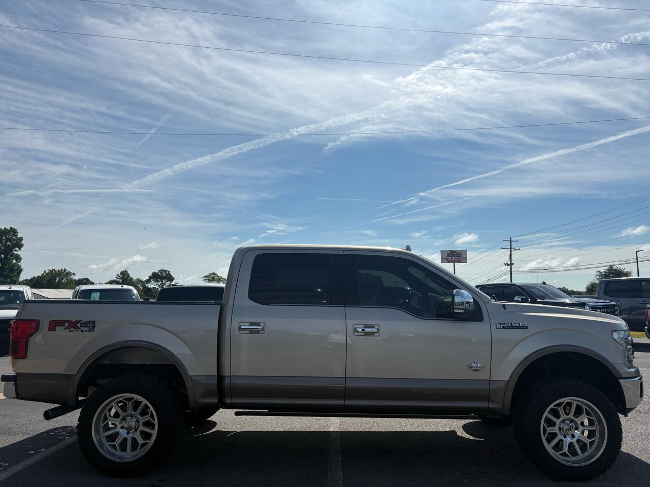Ford F-150 SuperCrew Crew Cab 139" King Ranch 4WD 2018