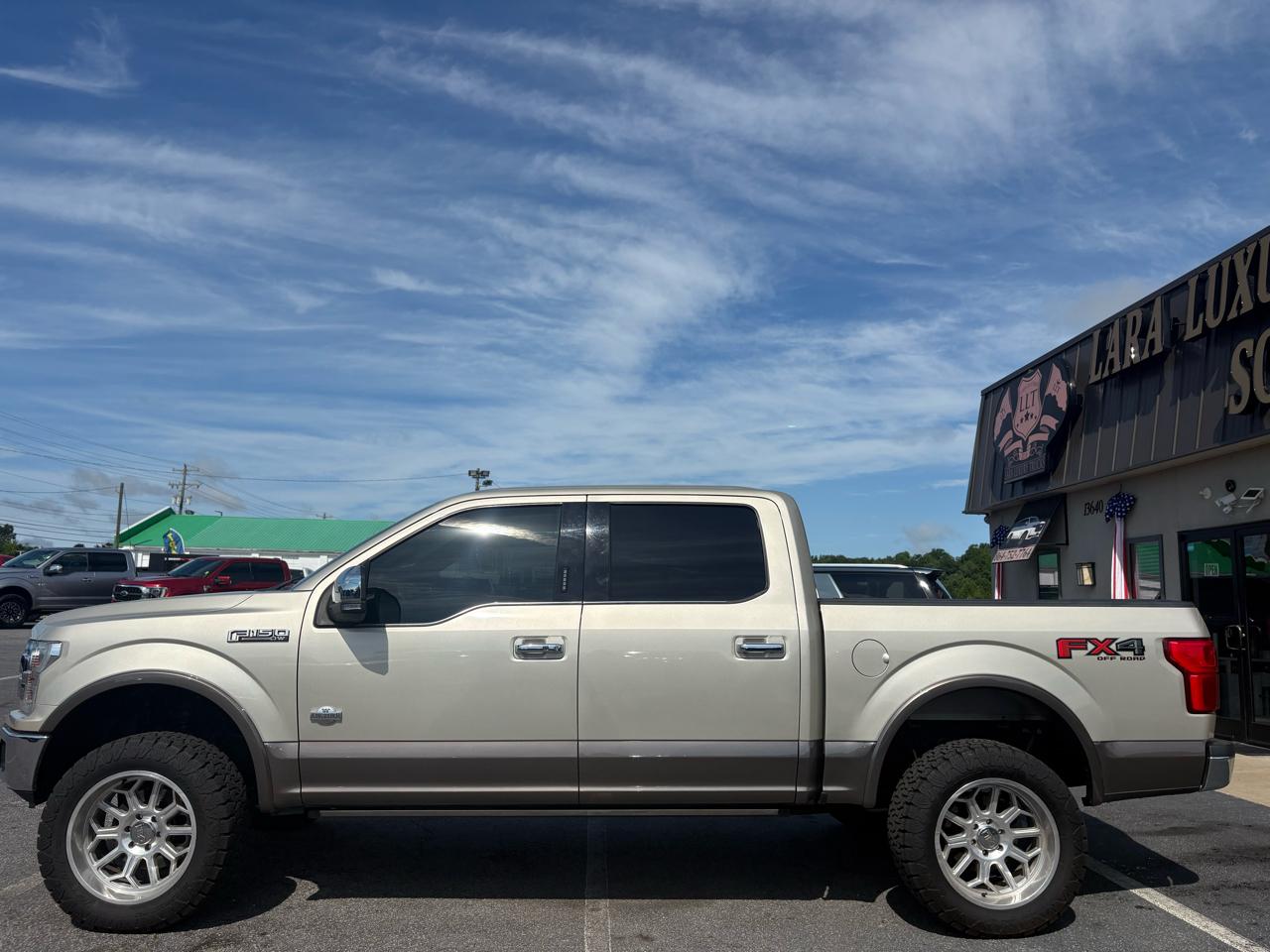 Ford F-150 SuperCrew Crew Cab 139" King Ranch 4WD 2018