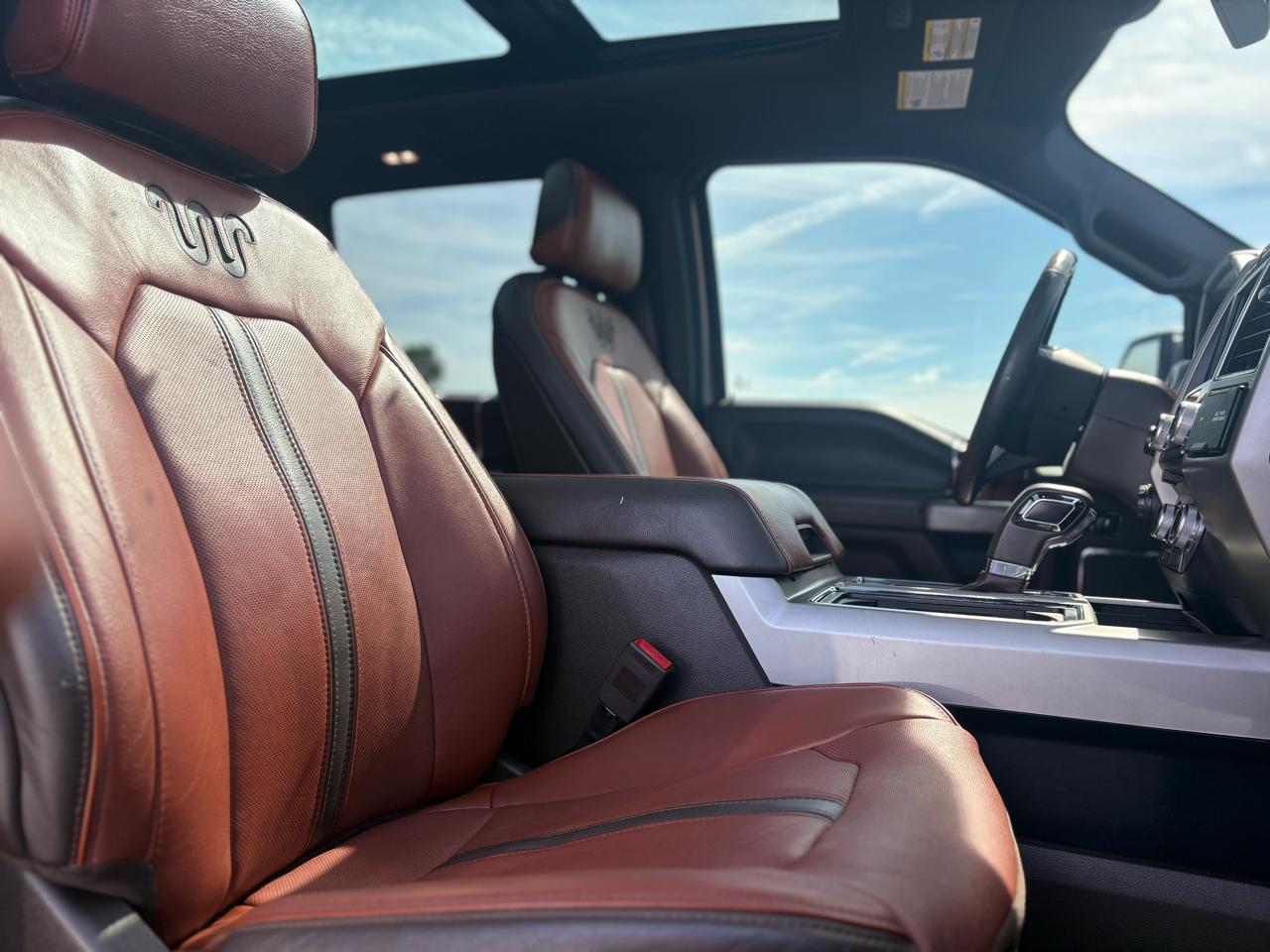 Ford F-150 SuperCrew Crew Cab 139" King Ranch 4WD 2018