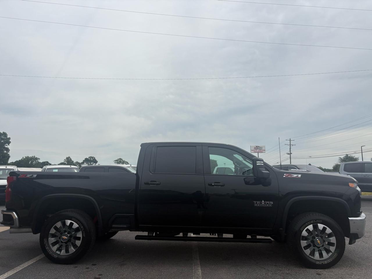 Chevrolet Silverado 2500HD 4WD Crew Cab 153" LT 2022