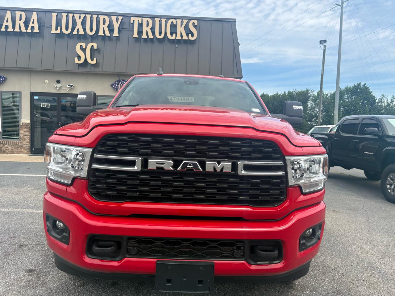 RAM 2500 Tradesman Crew Cab SWB 4WD 2024