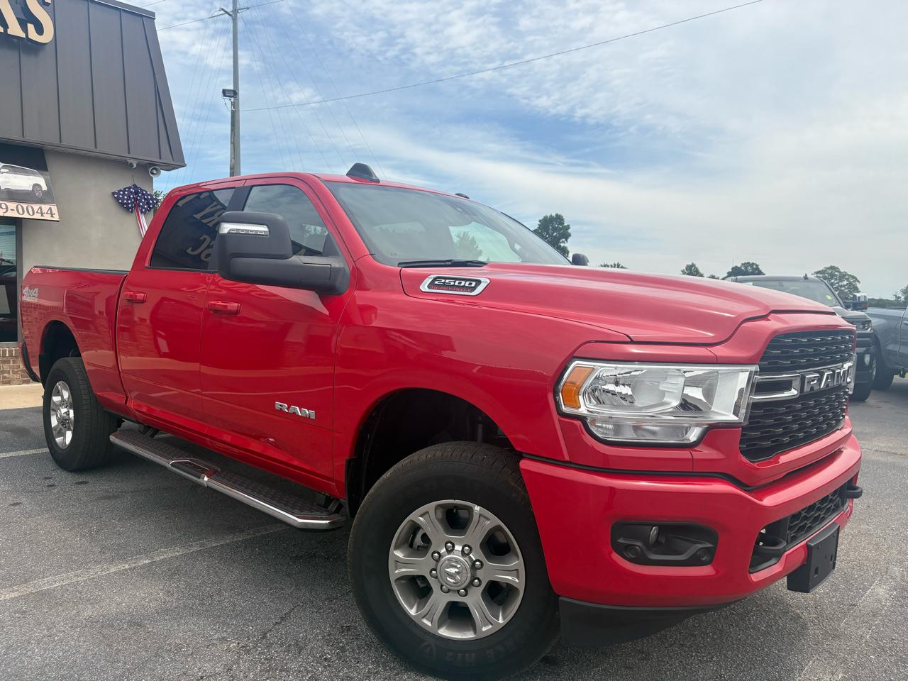 RAM 2500 Tradesman Crew Cab SWB 4WD 2024