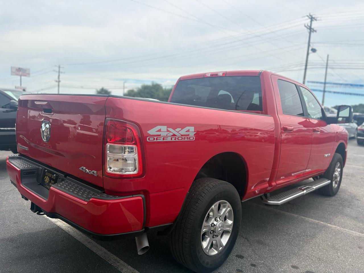 RAM 2500 Tradesman Crew Cab SWB 4WD 2024