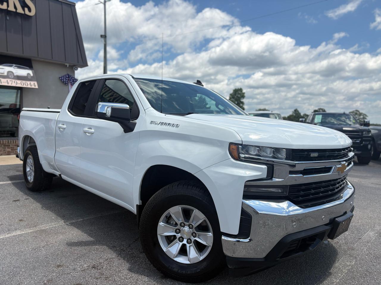 Chevrolet Silverado 1500 2WD Crew Cab 147" LT 2020