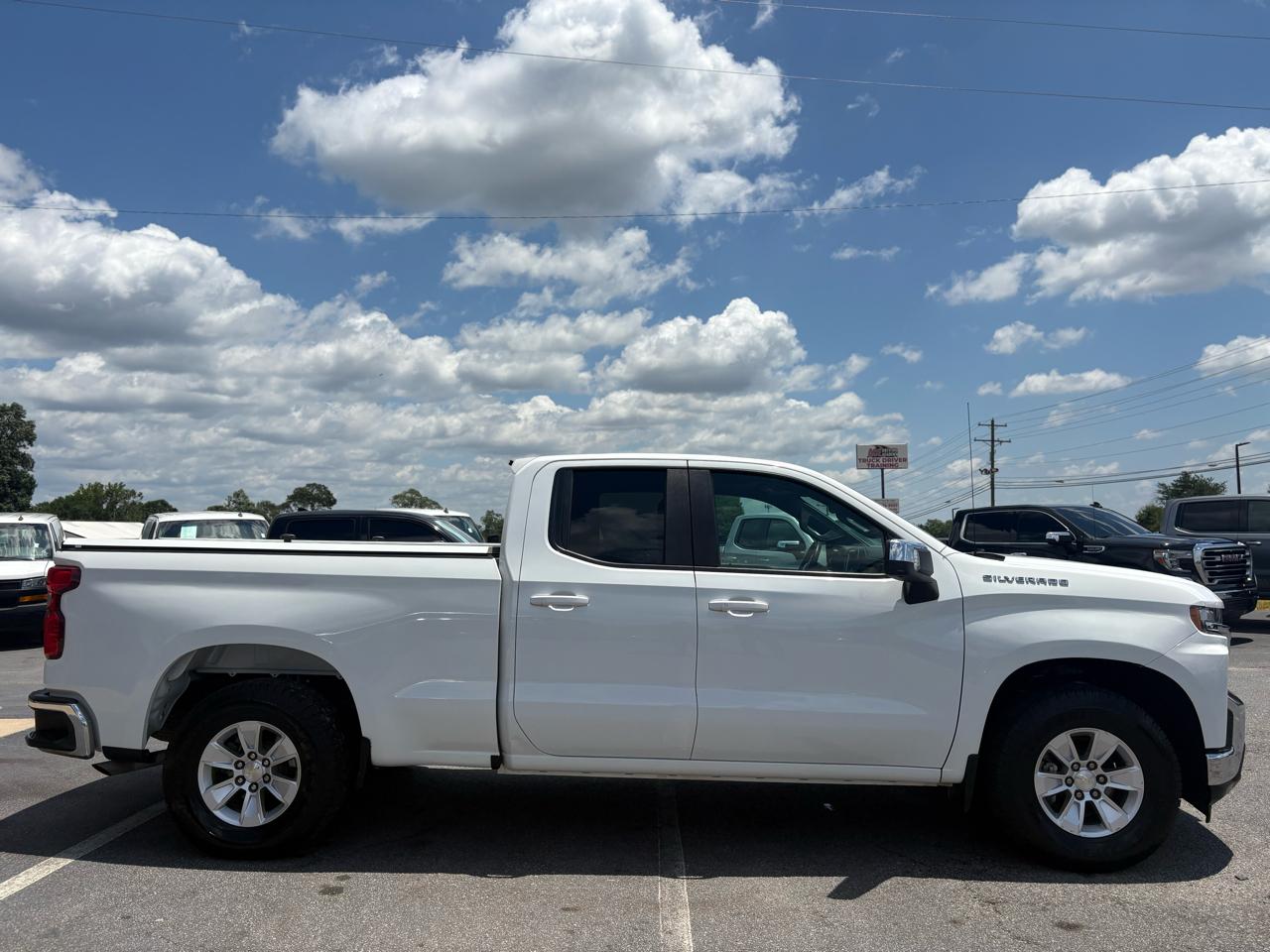 Chevrolet Silverado 1500 2WD Crew Cab 147" LT 2020