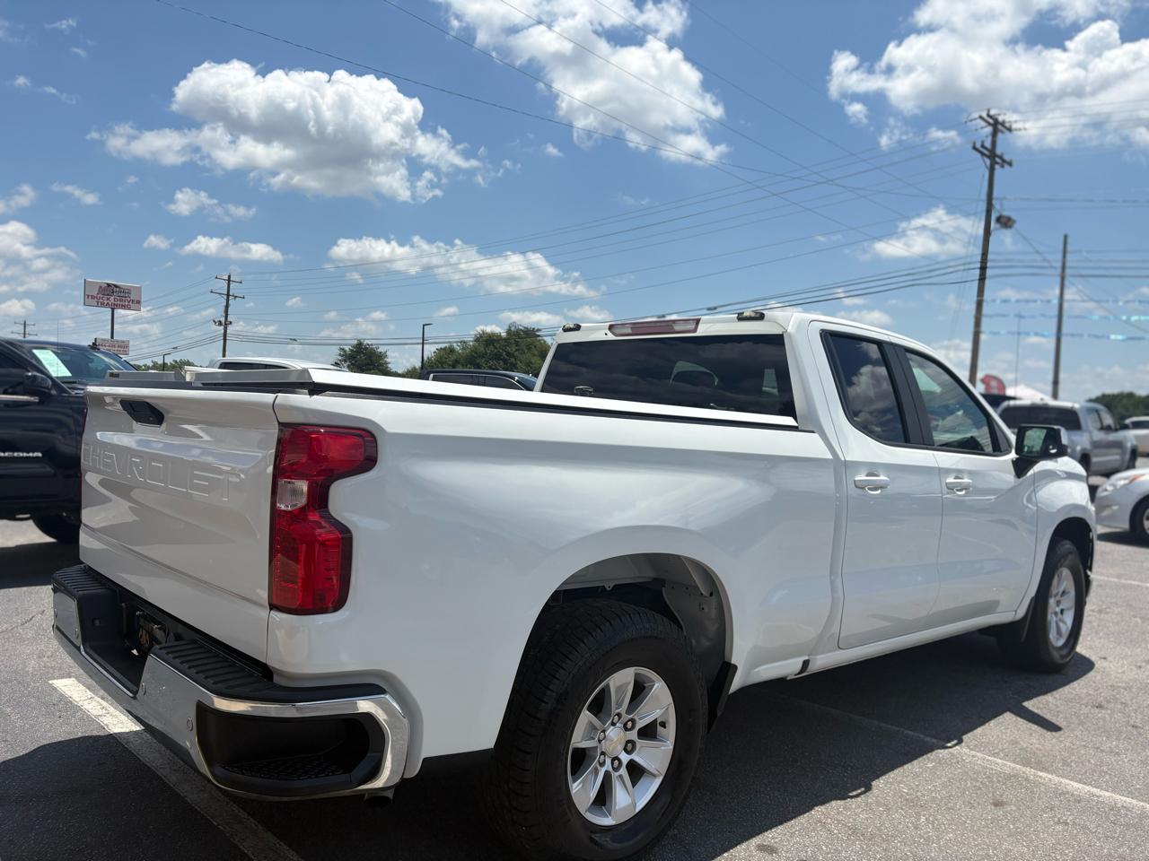 Chevrolet Silverado 1500 2WD Crew Cab 147" LT 2020