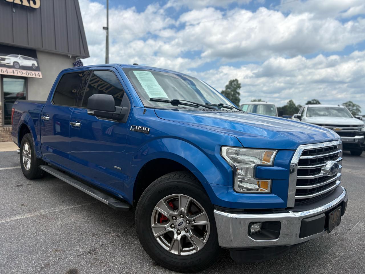 Ford F-150 2WD Reg Cab 122.5" XLT 2015