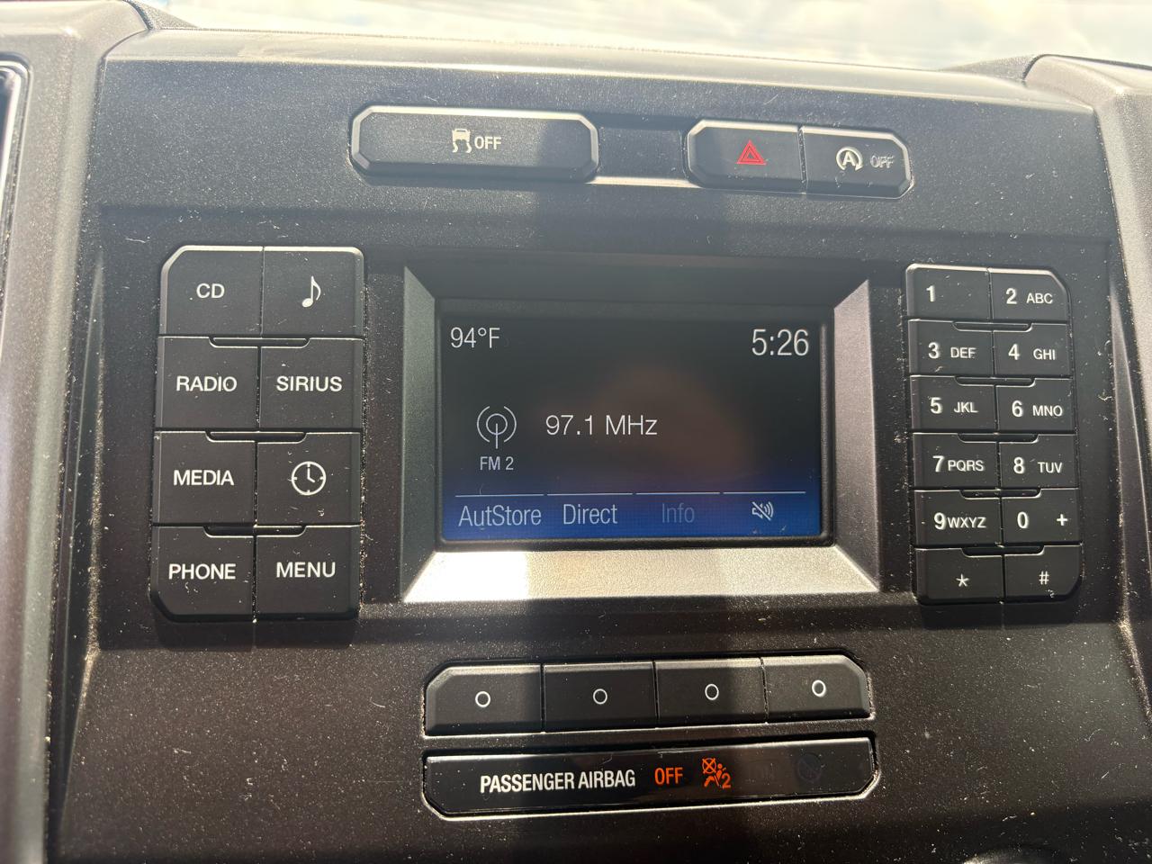 Ford F-150 2WD Reg Cab 122.5" XLT 2015