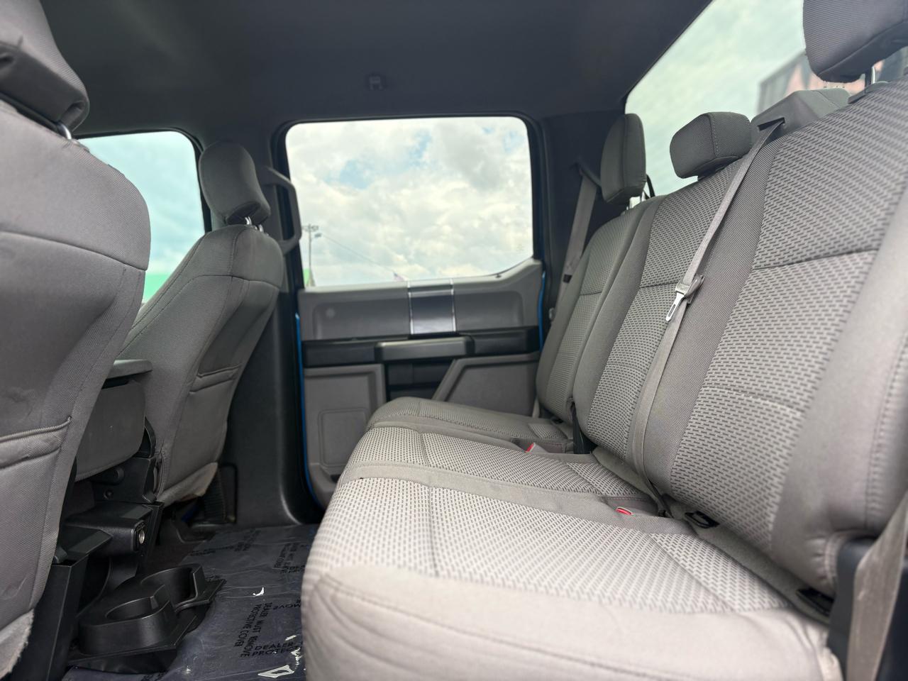Ford F-150 2WD Reg Cab 122.5" XLT 2015