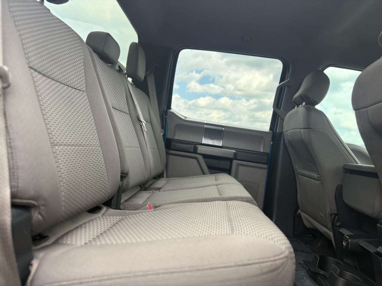 Ford F-150 2WD Reg Cab 122.5" XLT 2015