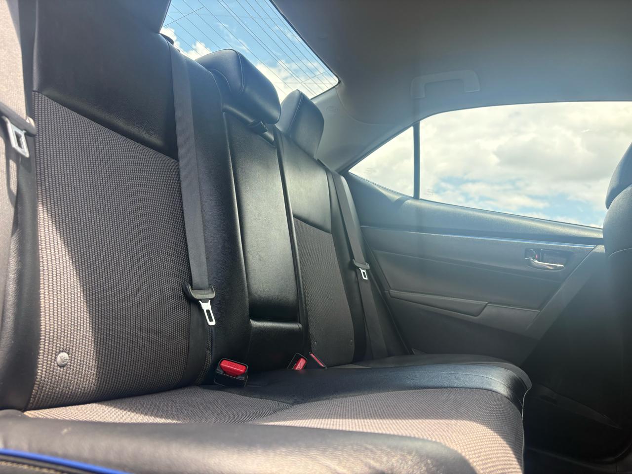 Toyota Corolla SE 2017