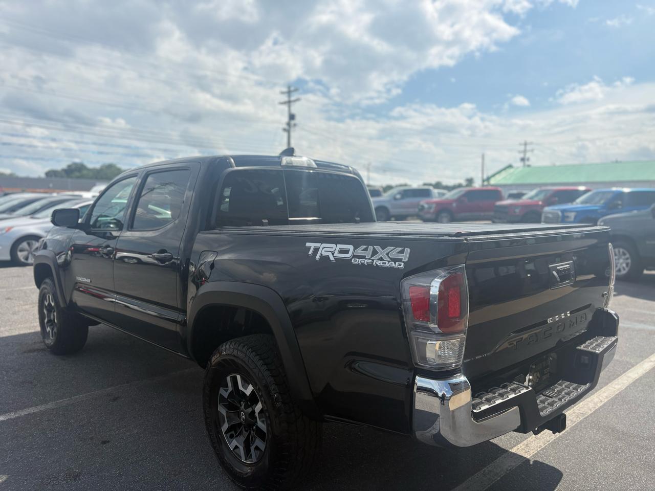 Toyota Tacoma 2WD Double Cab V6 AT TRD Off Road (Natl) 2021
