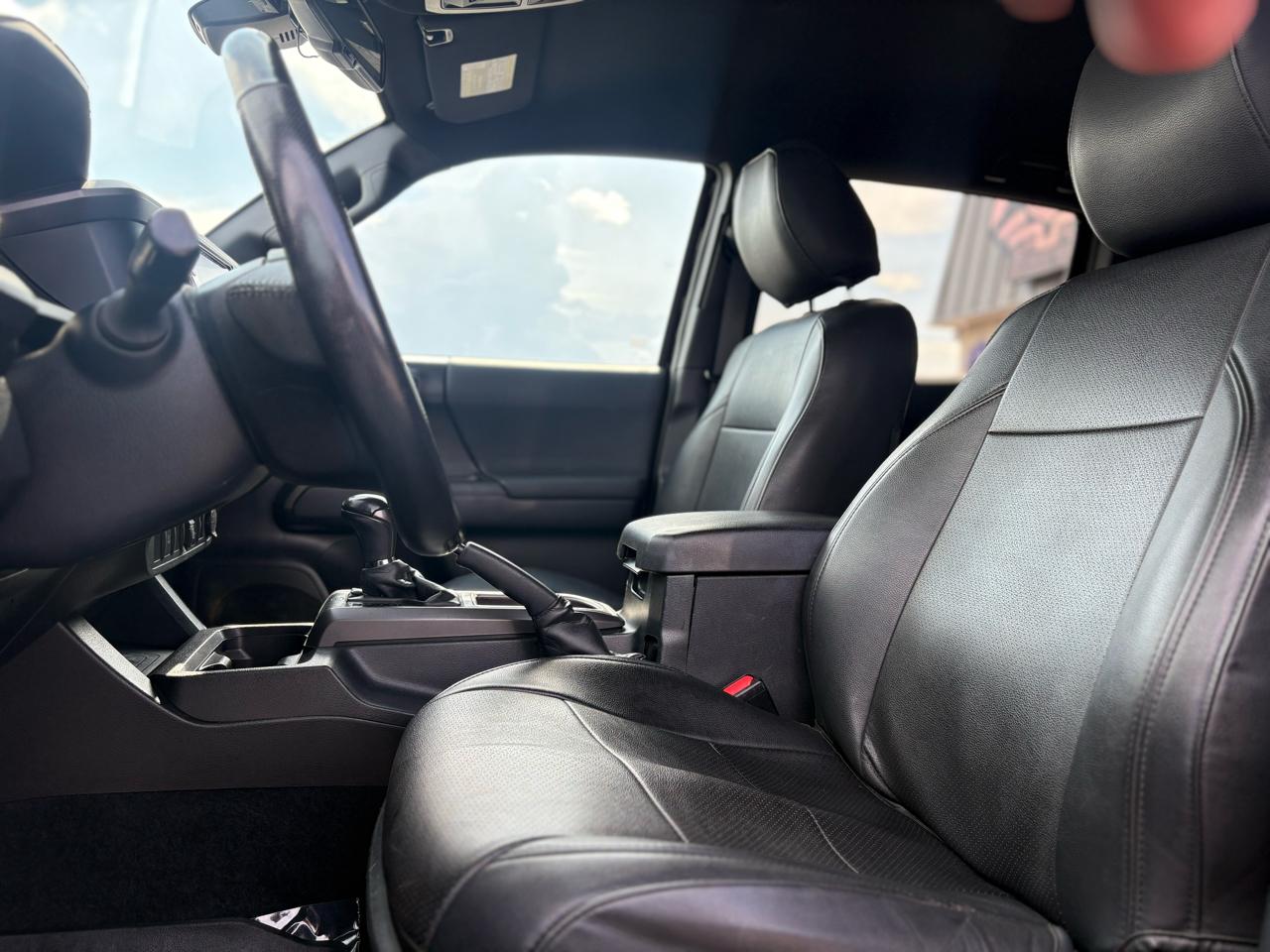 Toyota Tacoma 2WD Double Cab V6 AT TRD Off Road (Natl) 2021