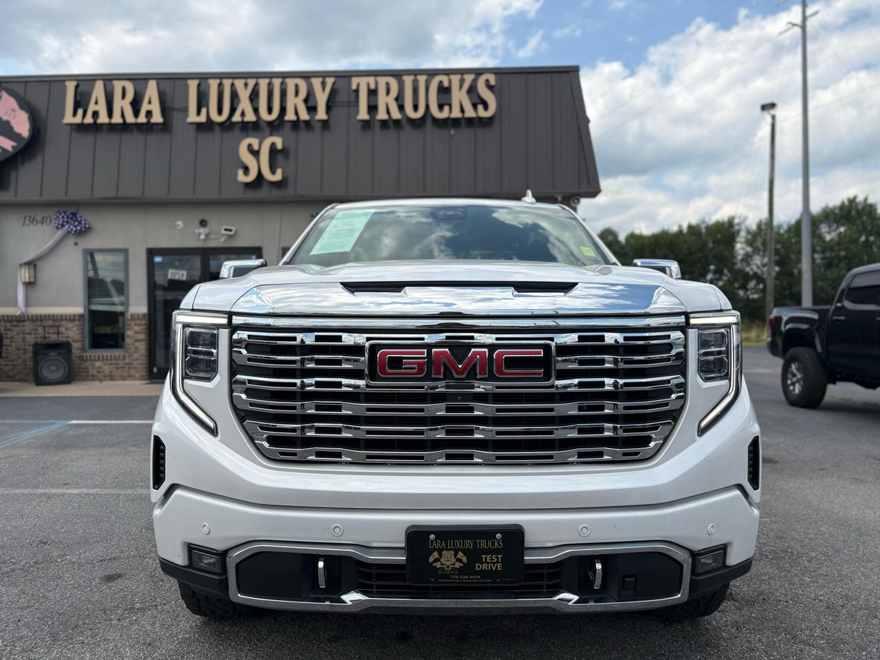 GMC Sierra 1500 Denali Crew Cab Short Box 4WD 2023