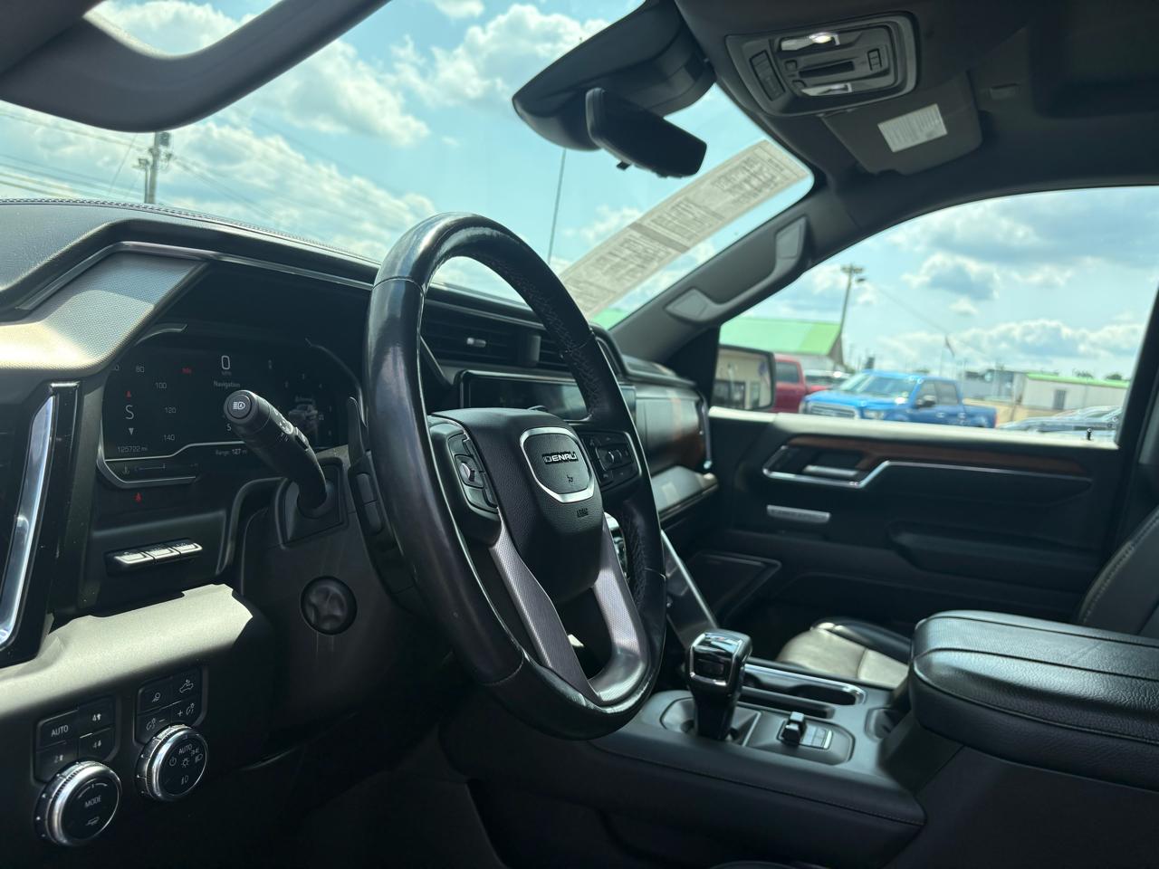 GMC Sierra 1500 Denali Crew Cab Short Box 4WD 2023