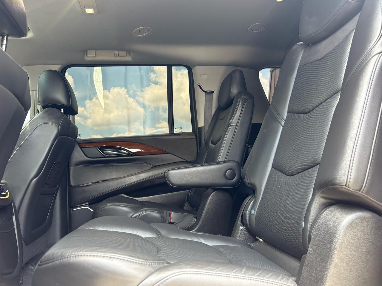 Cadillac Escalade ESV Luxury 4WD 2020