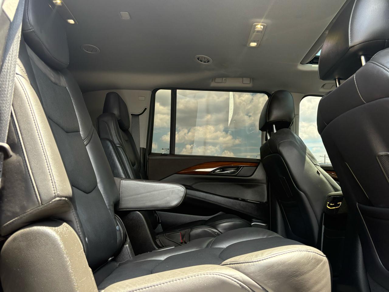 Cadillac Escalade ESV Luxury 4WD 2020