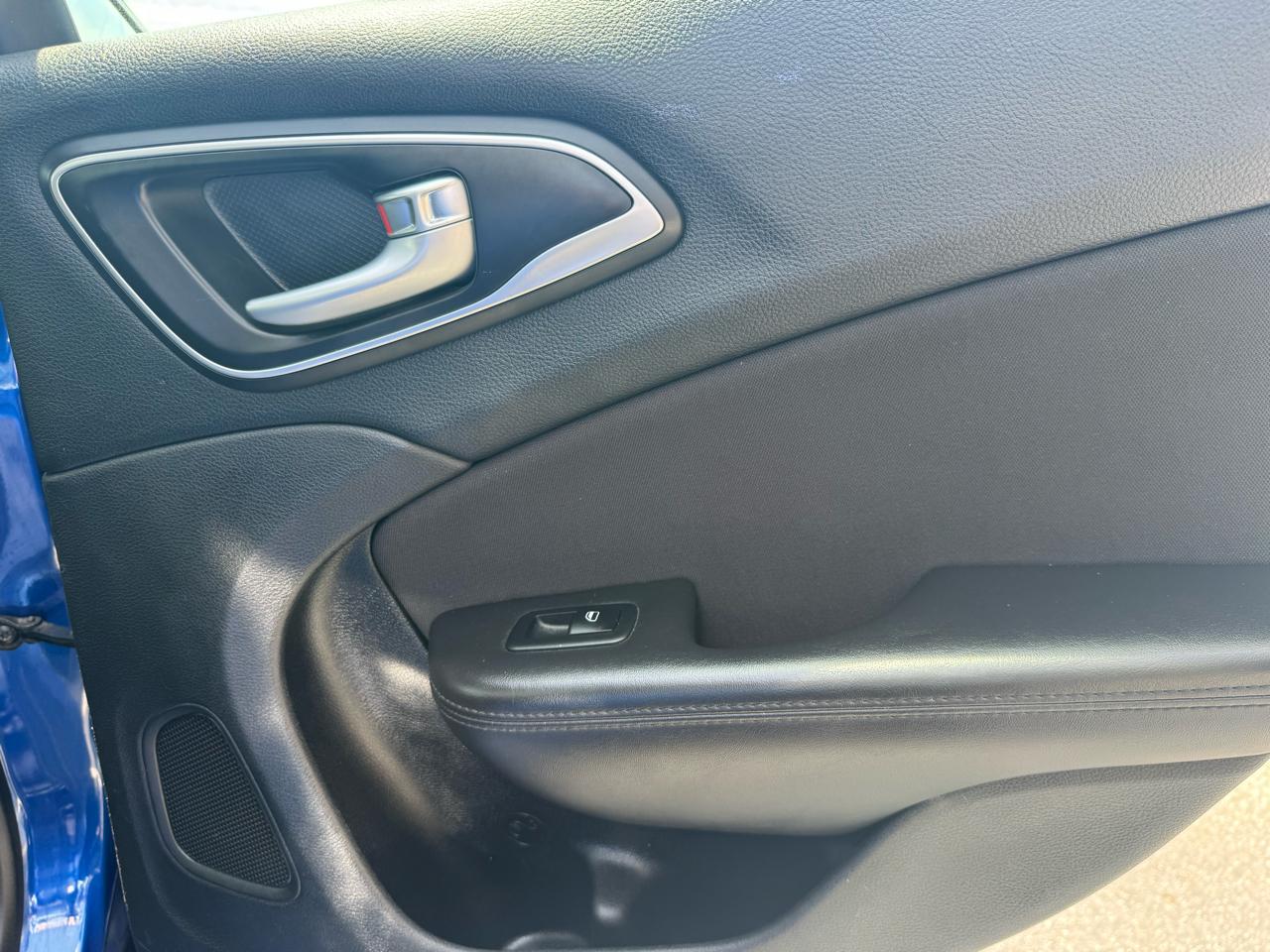 Chrysler 200 Limited 2015