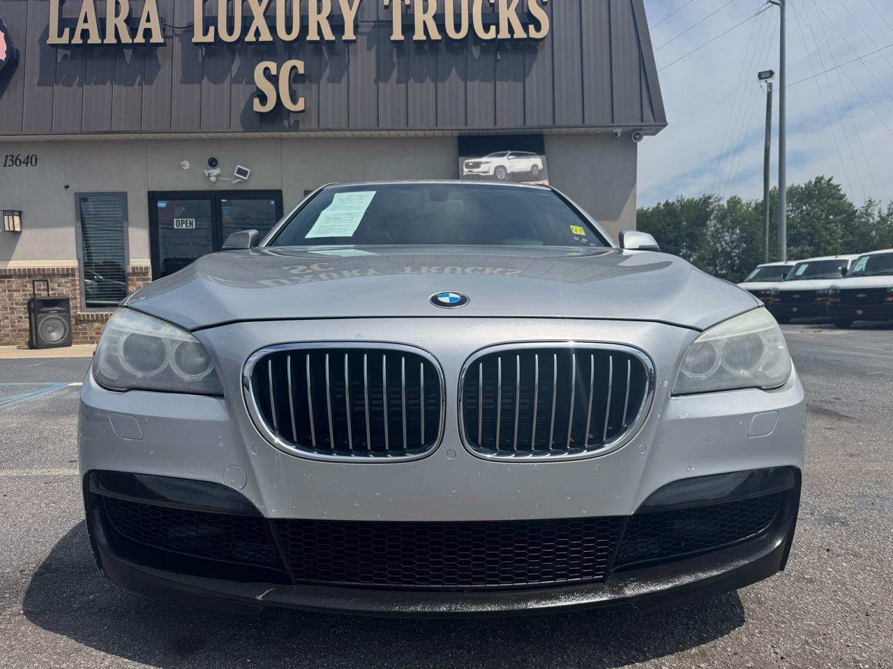 BMW 7-Series 750i xDrive 2013
