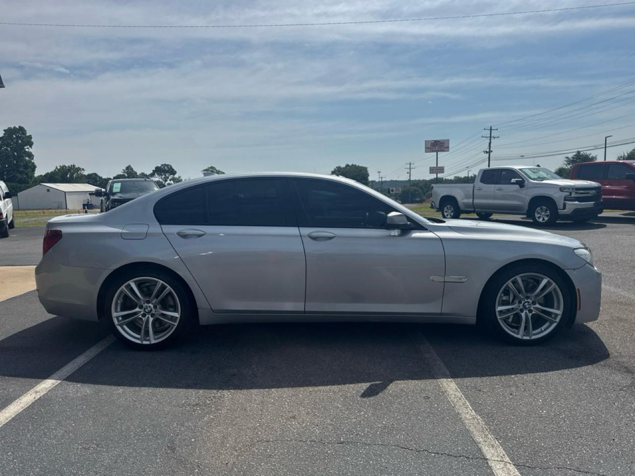 BMW 7-Series 750i xDrive 2013