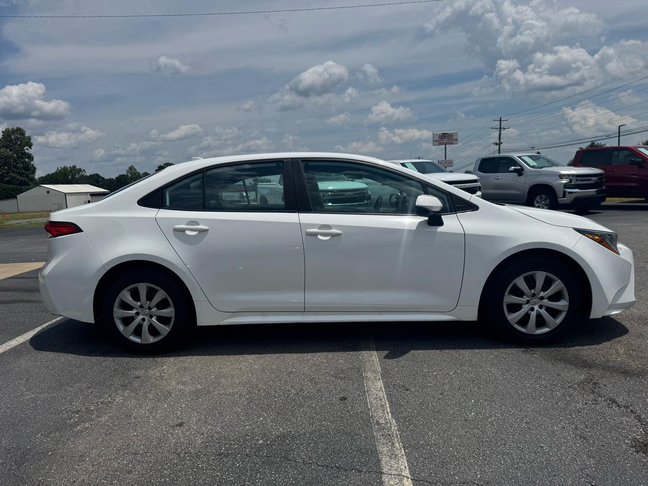 Toyota Corolla LE 2022