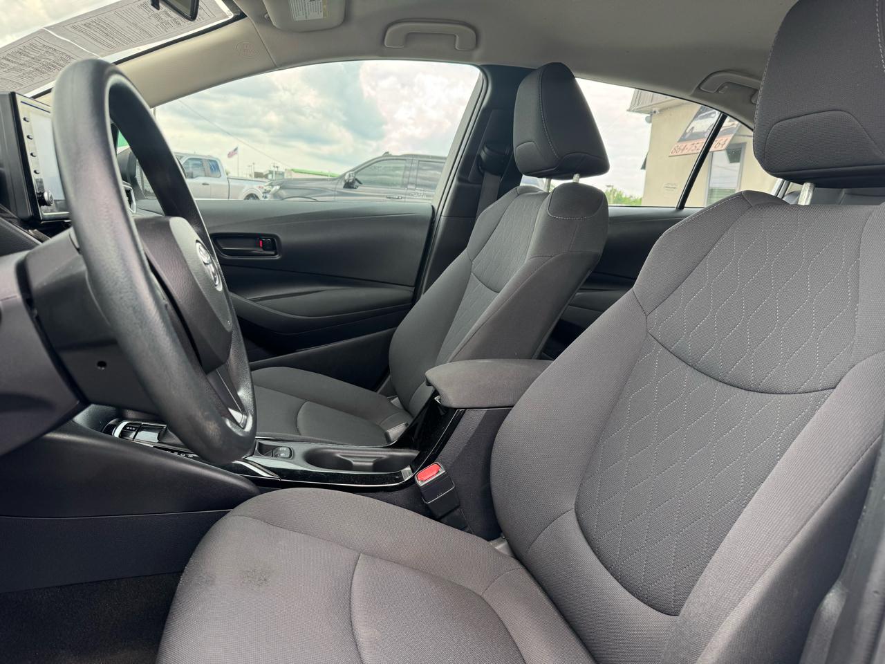 Toyota Corolla LE 2022
