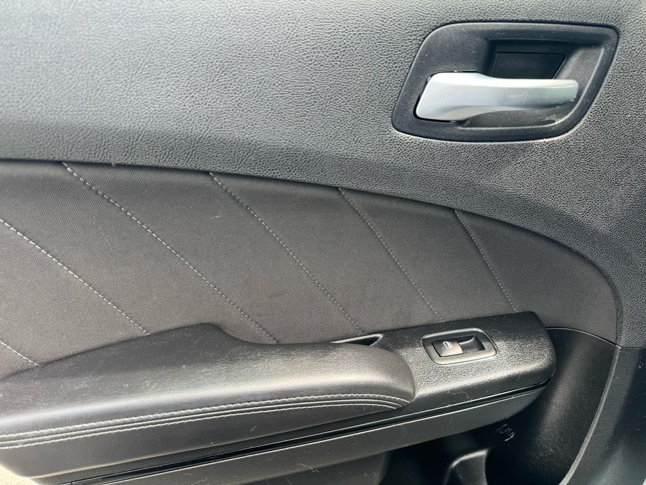 Dodge Charger SXT 2021