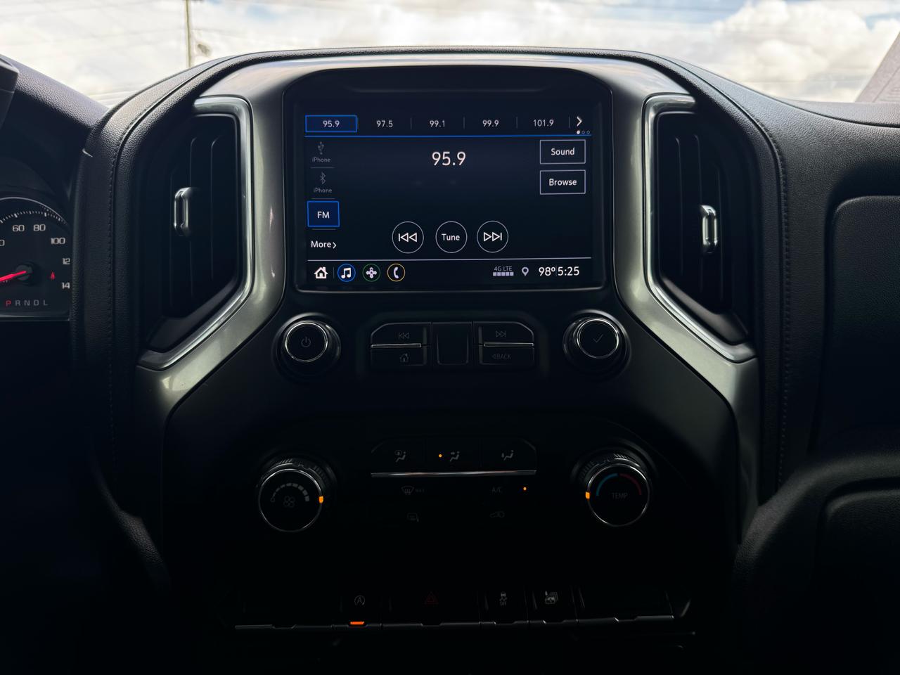 Chevrolet Silverado 1500 LT Crew Cab Long Box 2WD 2020