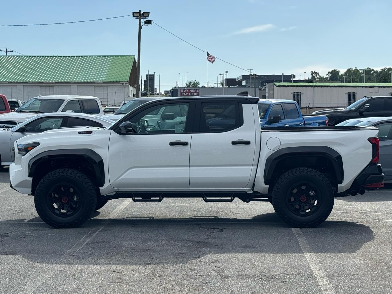 Toyota Tacoma Double Cab 4WD 2025