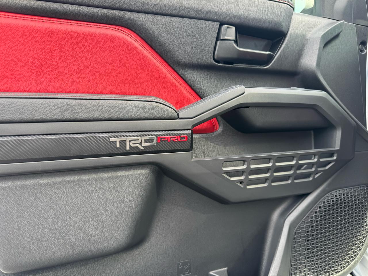 Toyota Tacoma Double Cab 4WD 2025