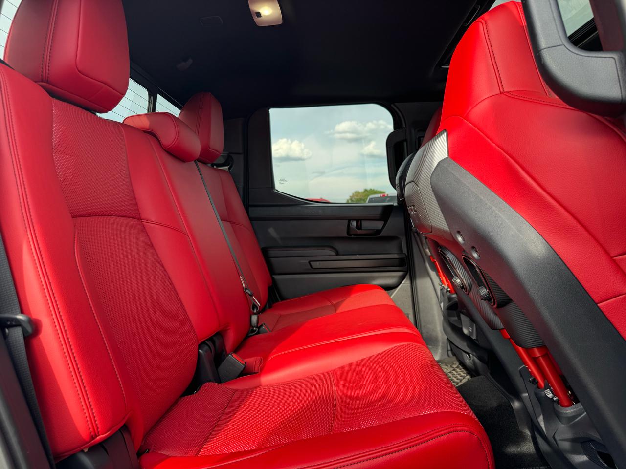 Toyota Tacoma Double Cab 4WD 2025
