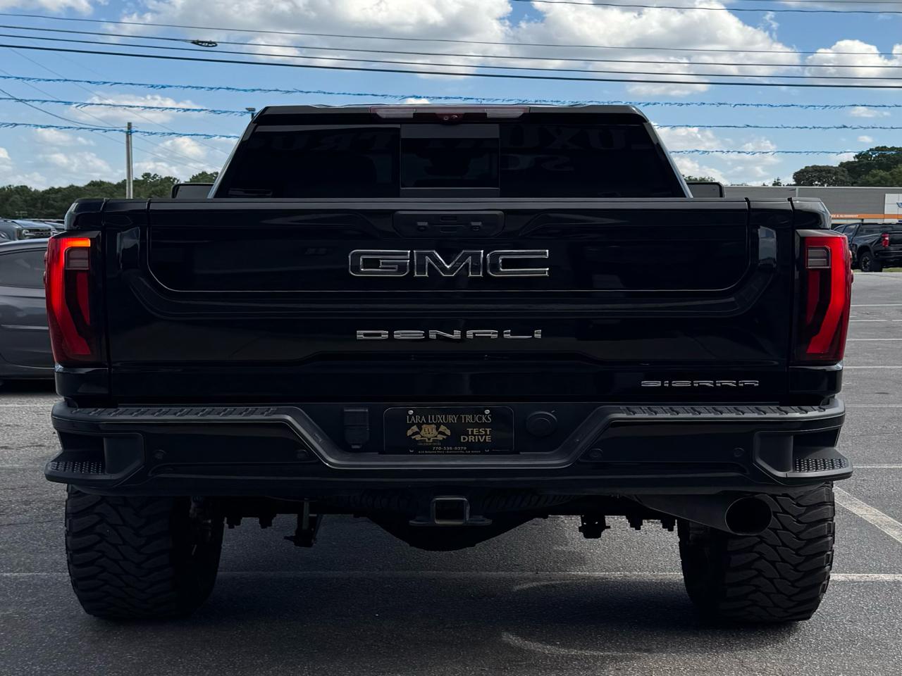 GMC Sierra 2500HD Denali Ultimate Crew Cab 4WD 2024