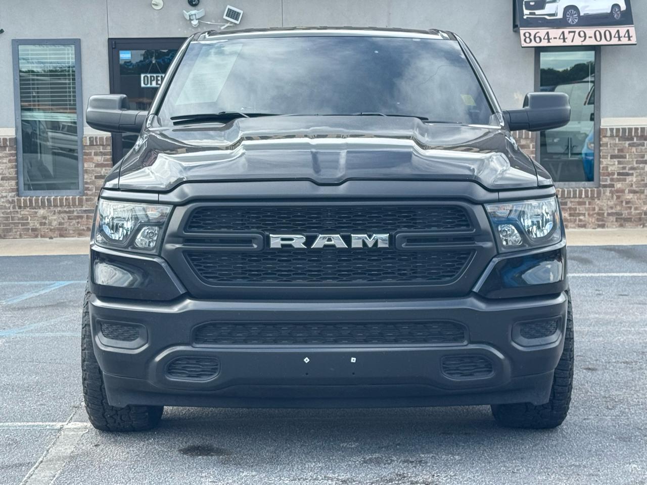 RAM 1500 Tradesman Crew Cab SWB 2WD 2024